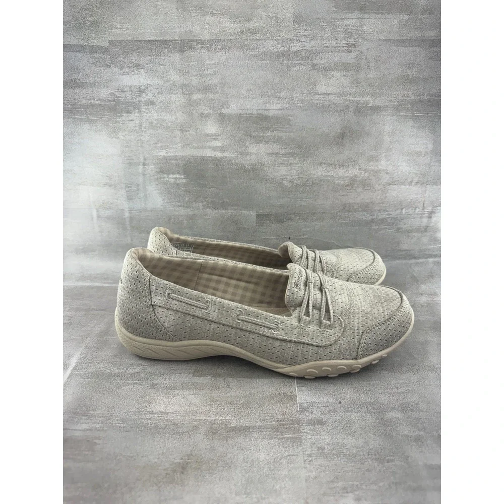 Skechers Relaxed Fit Memory Foam Stone Beige Loafers 23839 Women Sz 9